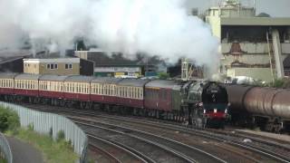 71000 The Diamond Jubilee Express at St Denys 6 June 2012.mp4