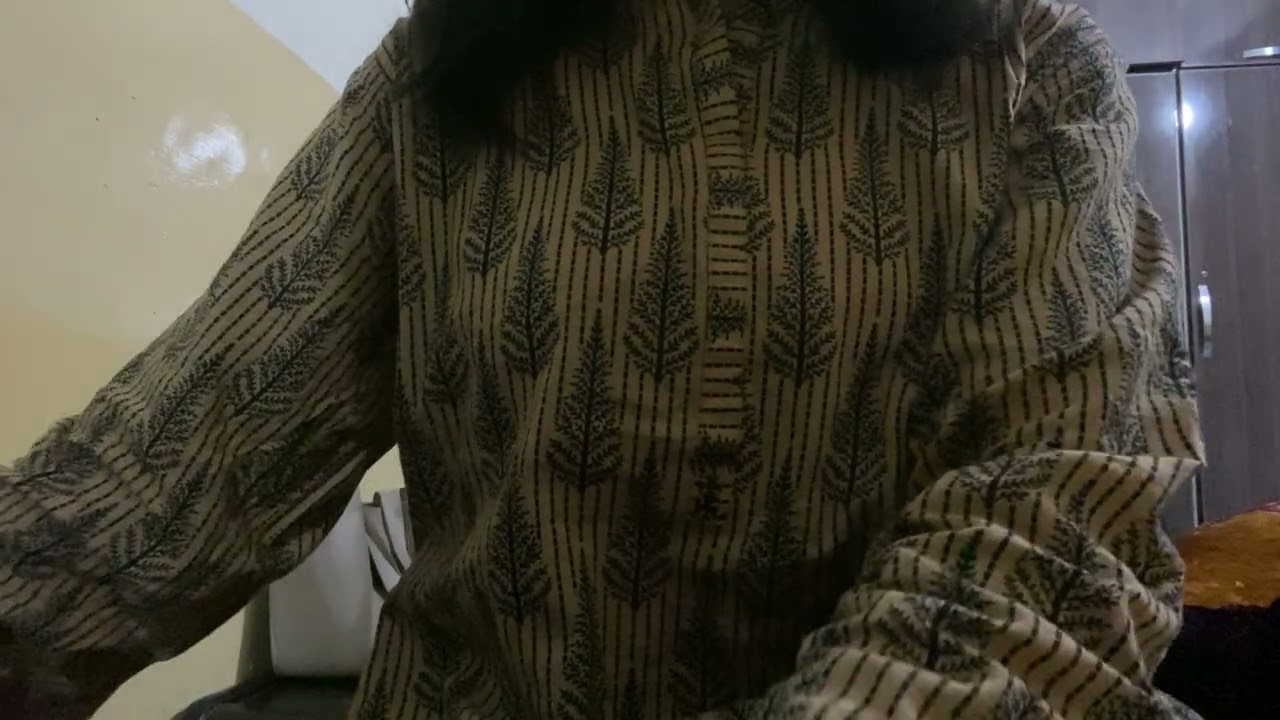 ASMR on random objects (tapping and scratching) (no talking lofi asmr) 