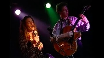 FARIA  Astid Akse, Francien van Tuinen, Carla Schaap, AnneLie Persson en Rob Elfrink