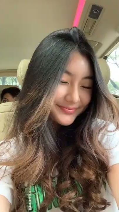 Lebih baik begini dari pada sakit hati | Naisa Alifia Yuriza (N.A.Y)