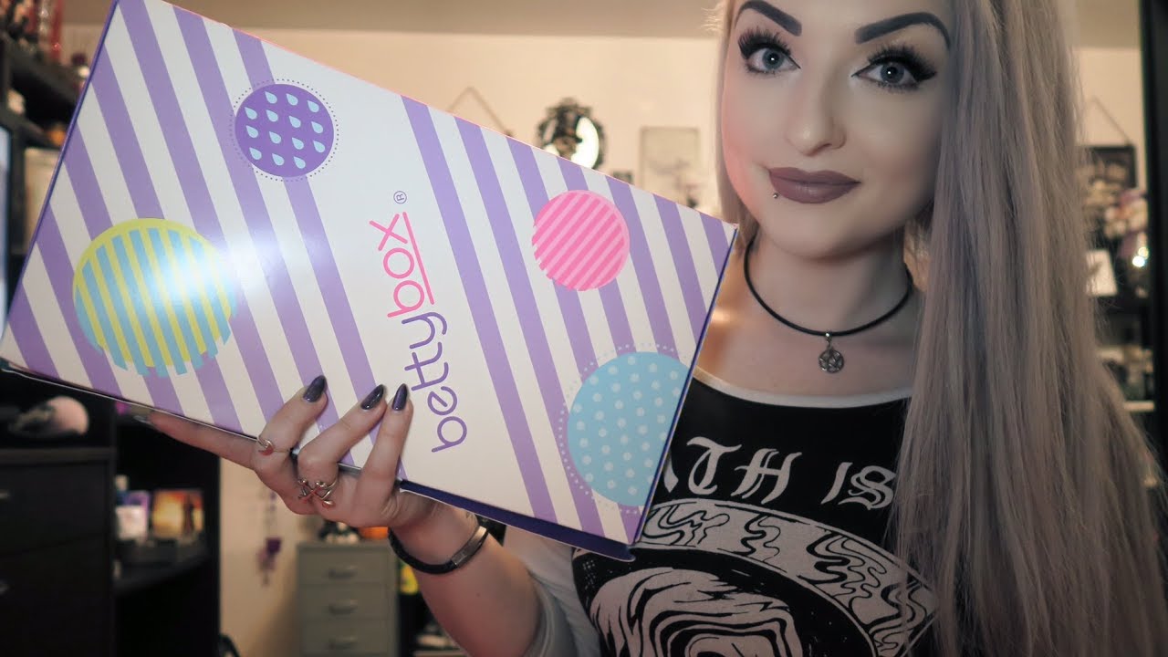 Betty Box Subscription Box - Unboxing & Review 2017
