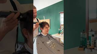 🤩😱 She always wanted to shave her hair off! Travelling 4 hours for a Buzz cut  #clippers