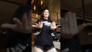 Periscope Liseli türk kızı azdıran twerk Show yapıyor