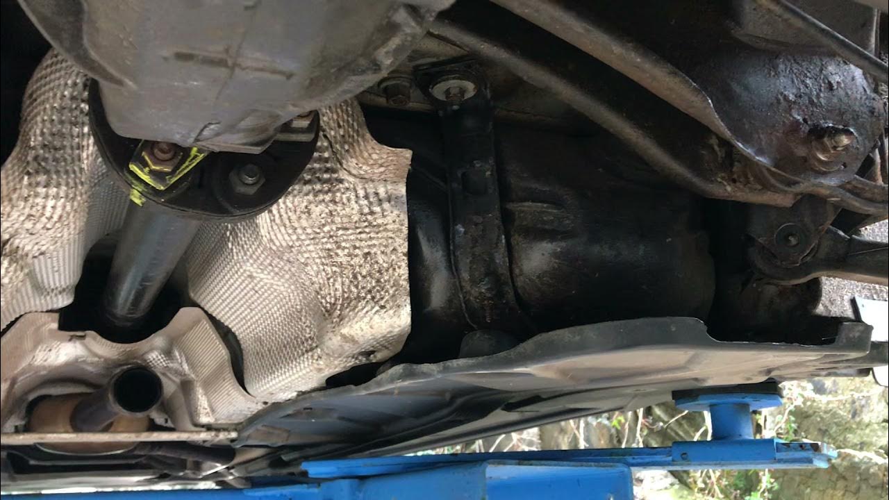 C Class W204 corroded subframe problem YouTube