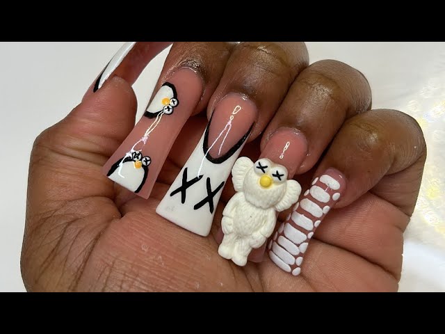 Duck Nails / Kaws nail art tutorial ( duck nail tips, Kaws charms, etc) 