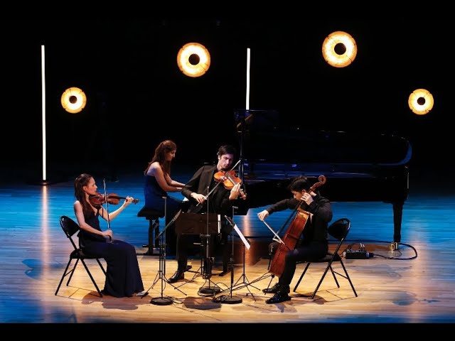 Mozart, Piano quartet No. 2 in E flat Major K.493 - YouTube