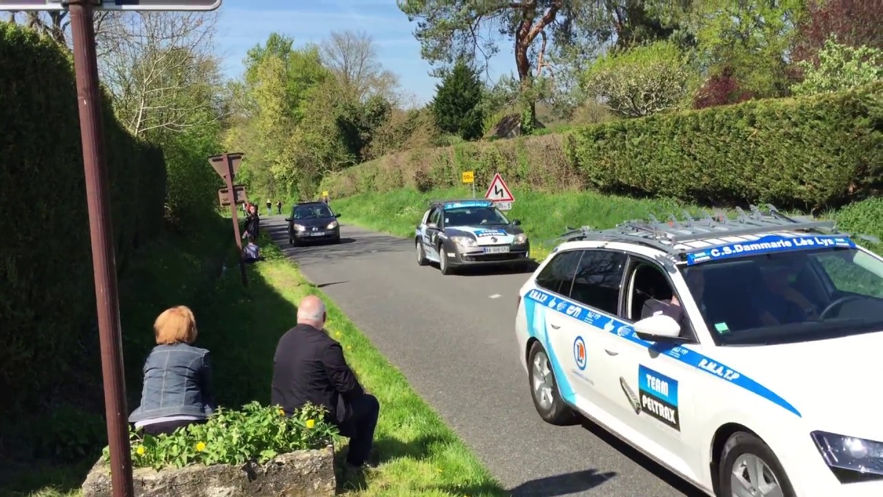 Course FFC 1,2,3,Juniors 5 eme Grand prix Féricy : 3 ème tour