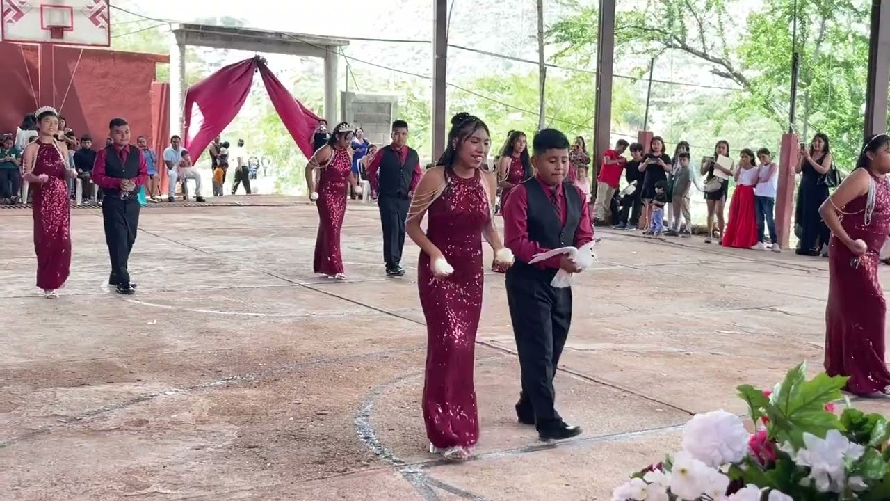 Vals de sexto de la escuela Benito Juárez 2025