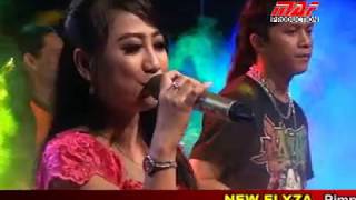 ANTARA CINTA & TAHTA - NEW ELYZA