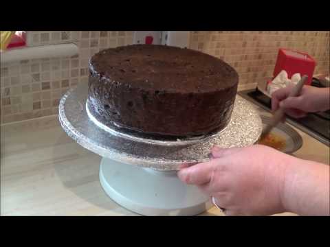 how-to-make-a-traditional-british-christmas-cake---part-2