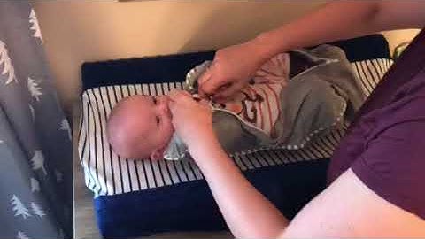 How to use Love To Dream Swaddle Up