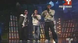 Tito "El Bambino" (feat. Jowell & Randy) "Siente El Boom (Live)"