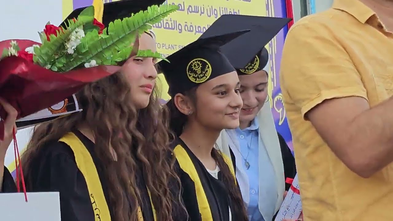 مدرسة رويا الخاصة عفرين توزيع جلاء مع حفل التكريم الطلاب 2023