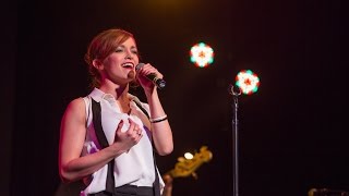jennifer noble heroes at broadway sings bowieprince