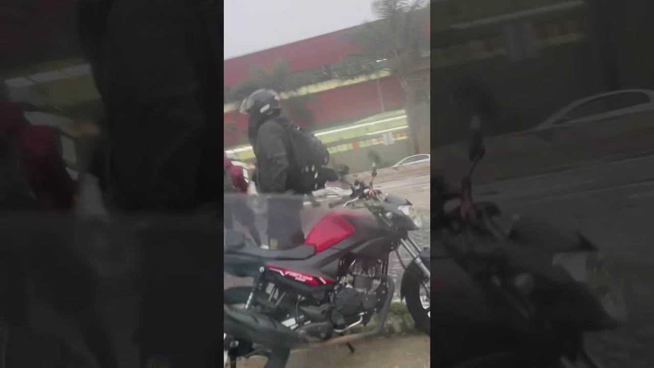 Batida de carro em ônibus na radial leste 26/03/23