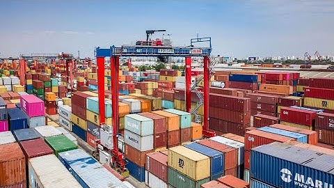 Kalmar Hybrid RTGs at Exolgan Container Terminal, Buenos Aires