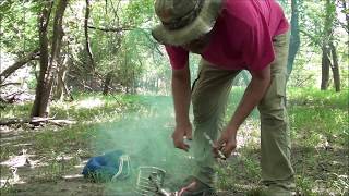 Catch and Cook Hobo Style Bushcraft Crawdad Boil