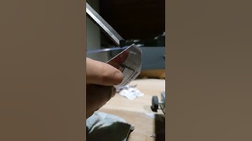 Make an sharp chisel with an Tormek T4. Test on thick paper