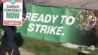 Frontier Airlines pilots picket outside of corporate office in Denver, say they are ready to strike
