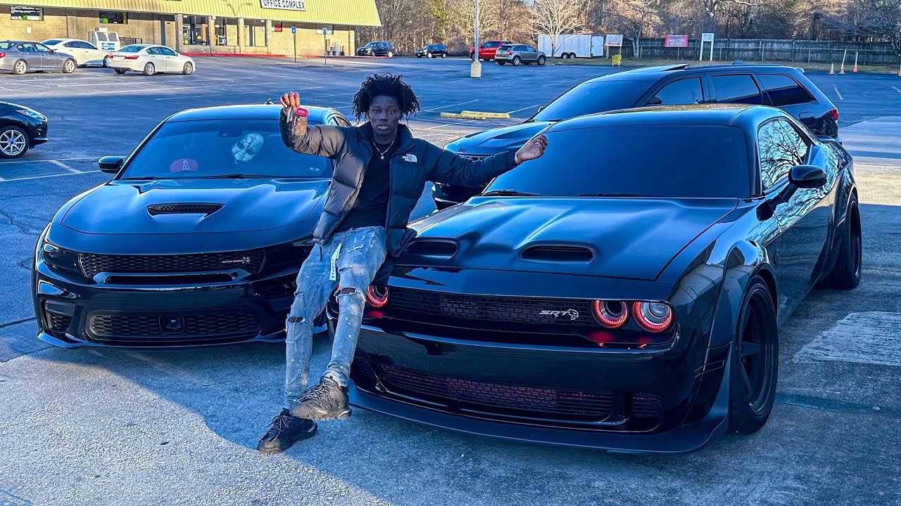 I CASHED OUT ON A HELLCAT WIDEBODY AT 18 ($80,000) - YouTube