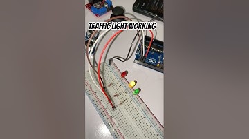 traffic light working using Arduino uno #electronics #experiment #arduino #arduinoproject
