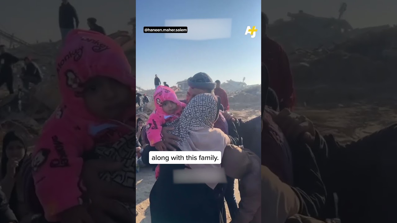 يلتقي هذان الشقيقان التوأمان الفلسطينيان أخيرًا بعد عام من الفراق.