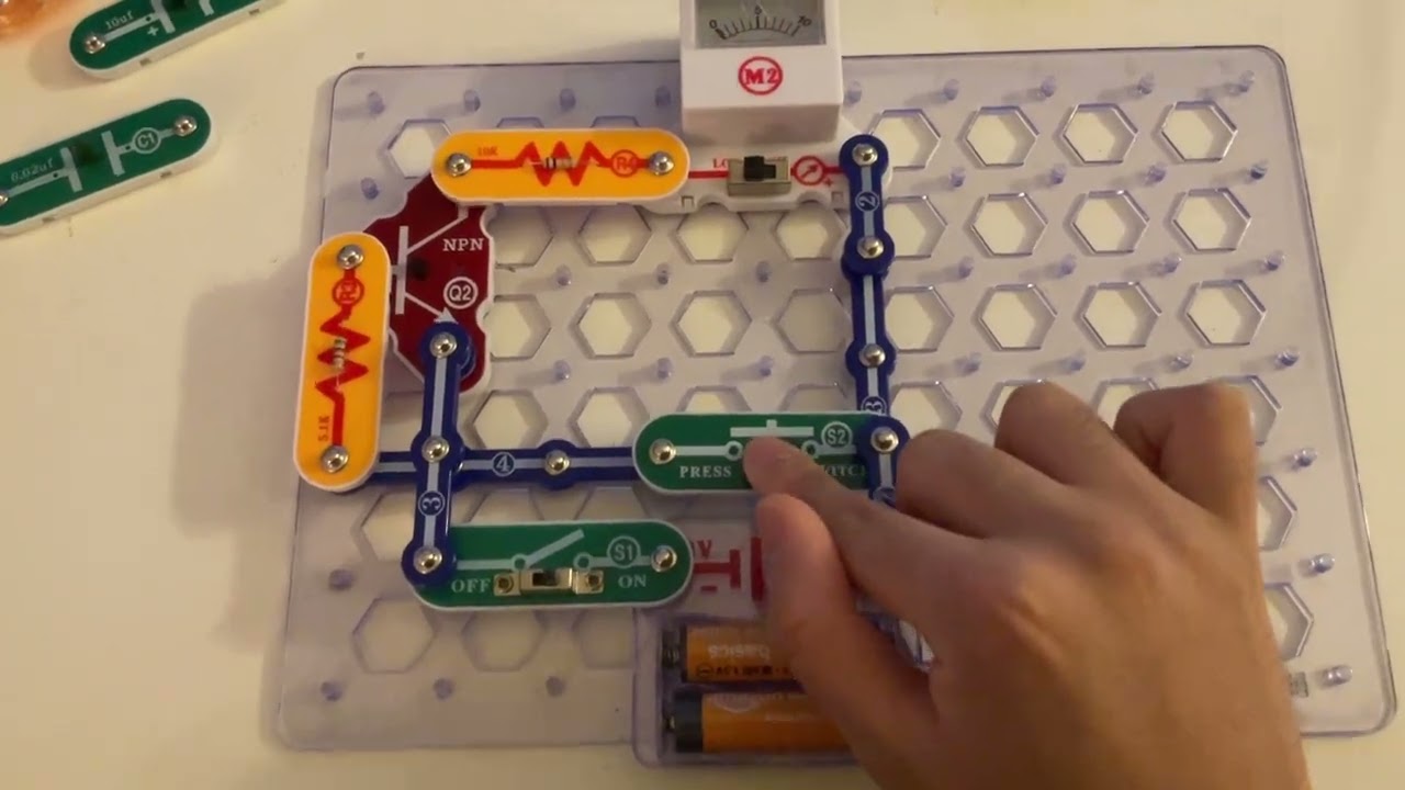 Snap Circuits Pro: Transistor Tester