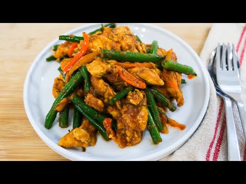 Pad Prik King - Red Curry Chicken and Long Beans - Episode 226