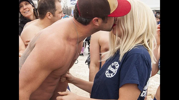 Lady Gaga and Vince Vaughn Plunge into Freezing Cold Water for Chicago Charitypolar Plunge