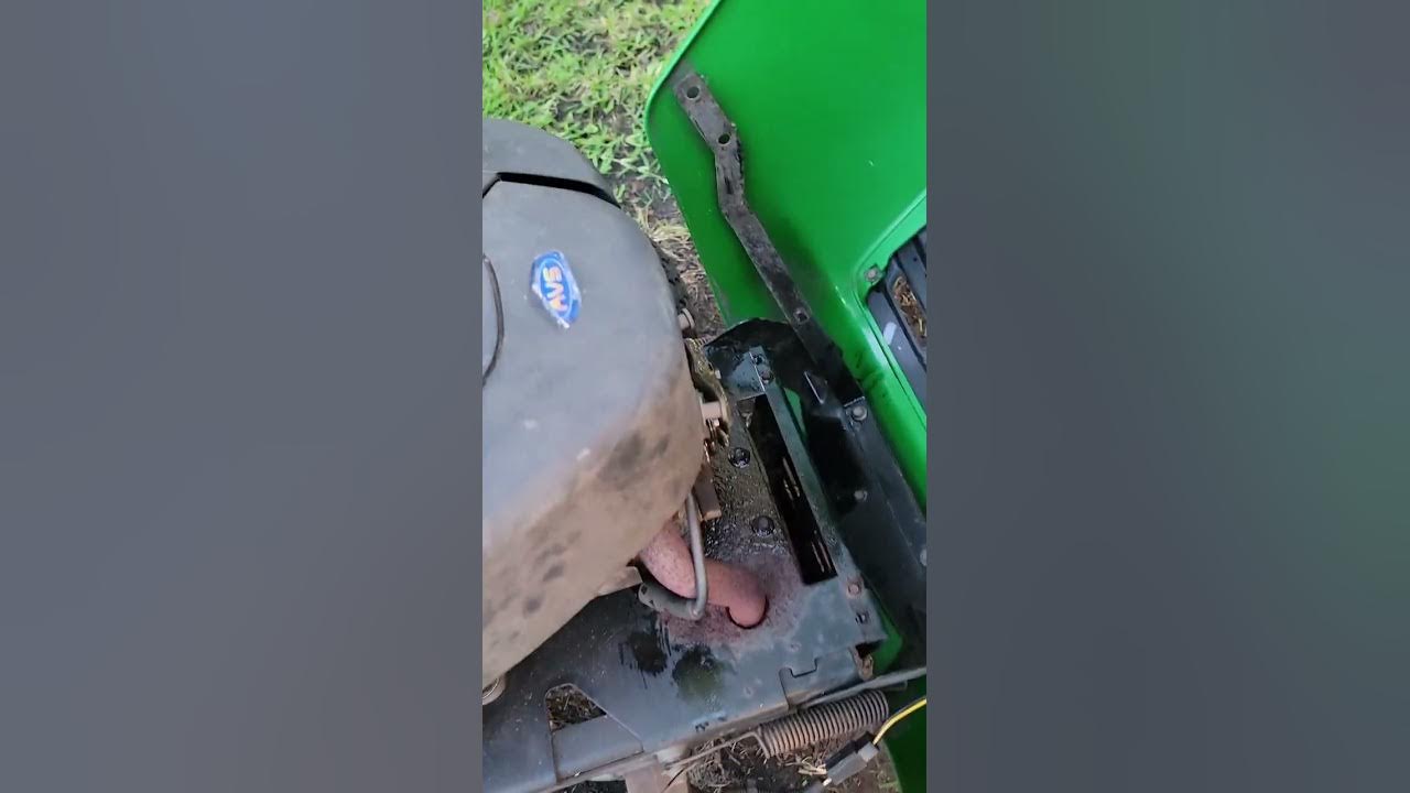 Adjusting Valves on John Deere Riding Mower Briggs and Stratton 17HP OHV Engine YouTube