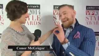 Conor McGregor picks up his award for most stylish man at the Peter Mark Vip Style Awards |  Full