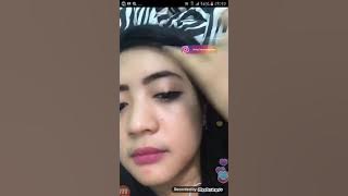 Bibir sexy berkumis