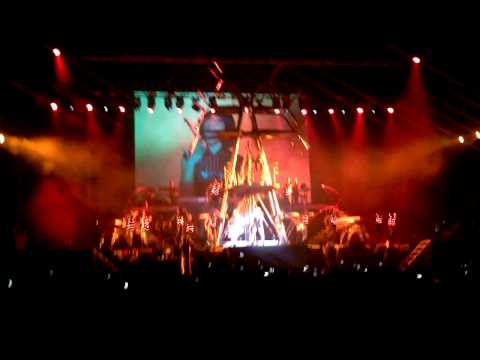 Femme Fatale in Abu Dhabi #15