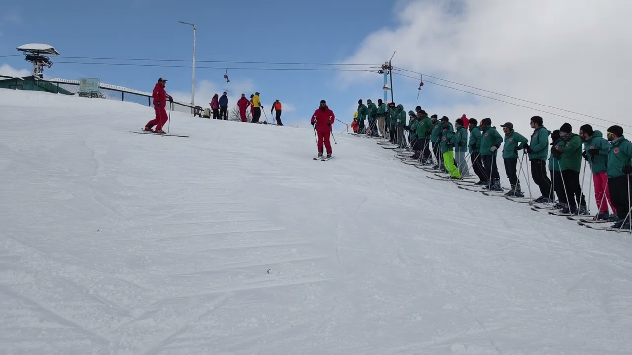 How to do a stamp turn 3rd Snow skiing course at IISM Gulmarg JK 2026