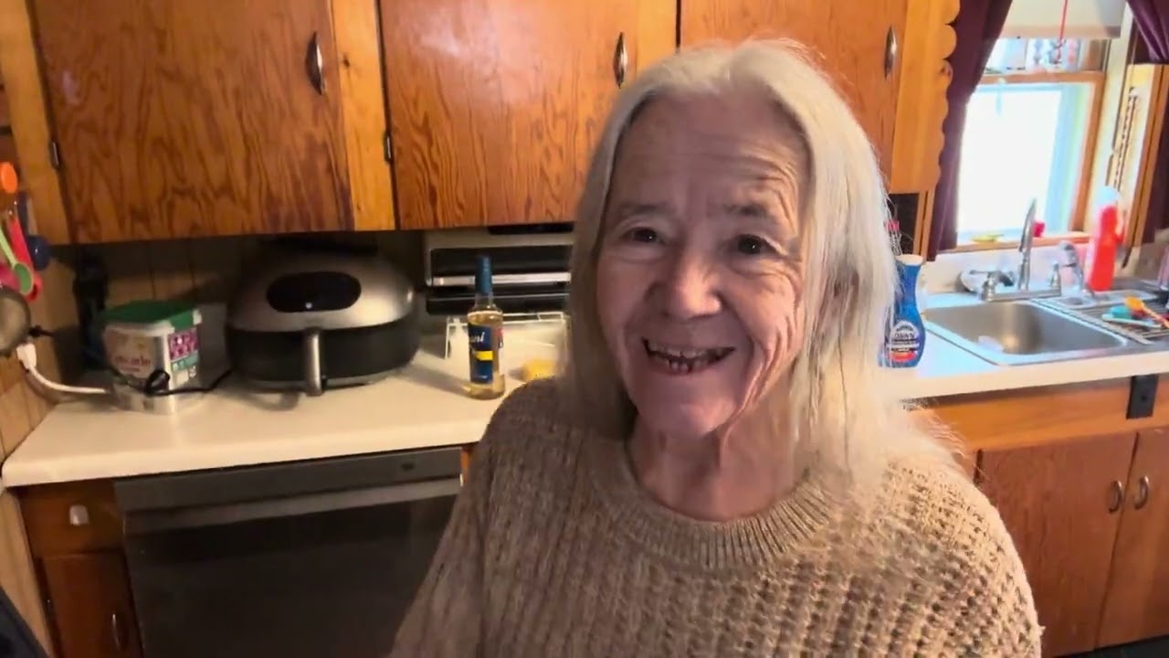 Cinnamon Chaffle Breakfast Sandwich 