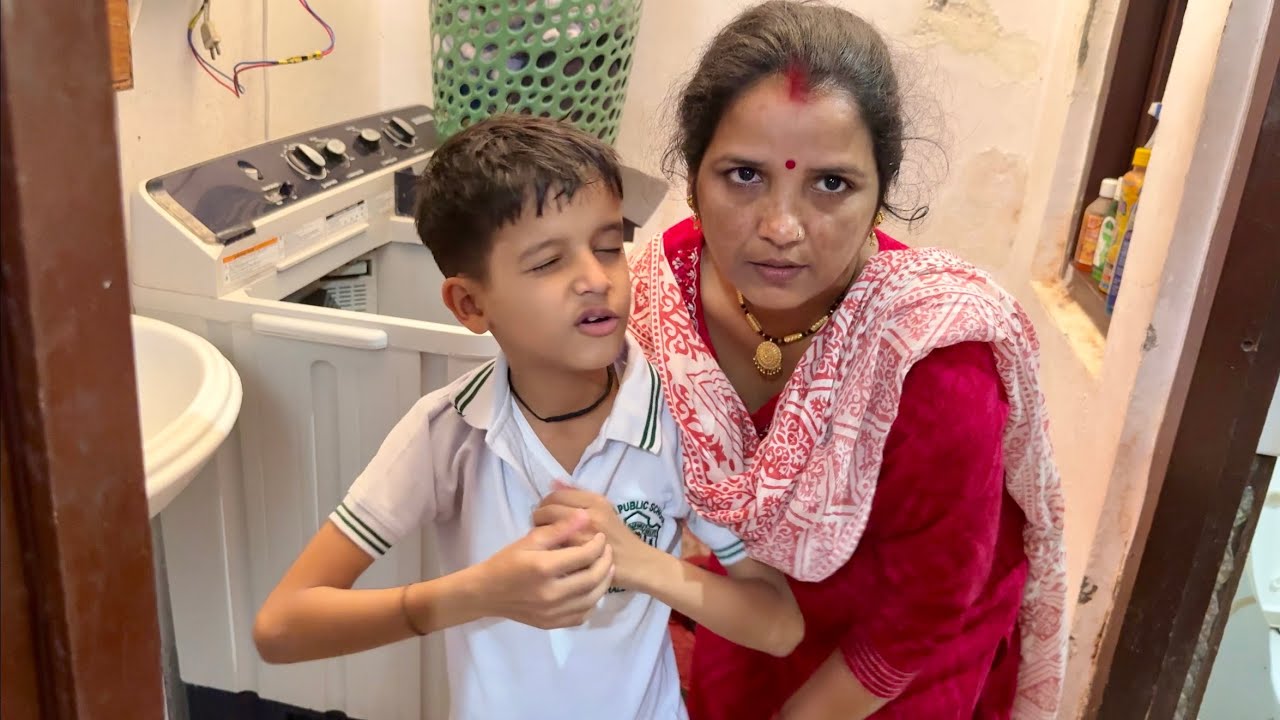 Kunali Nind Mein School Jata hai 😲