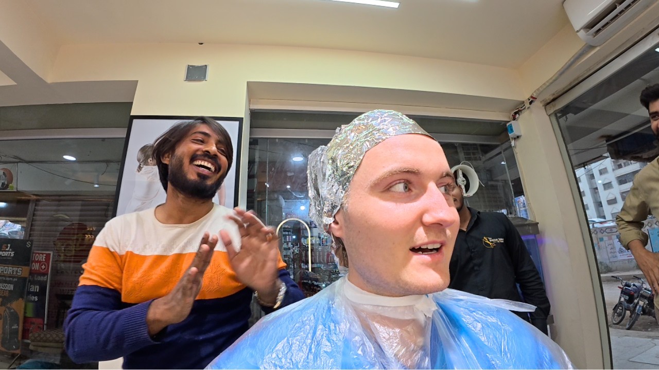 Стрижка по-пакистански за 25 долларов 🇵🇰