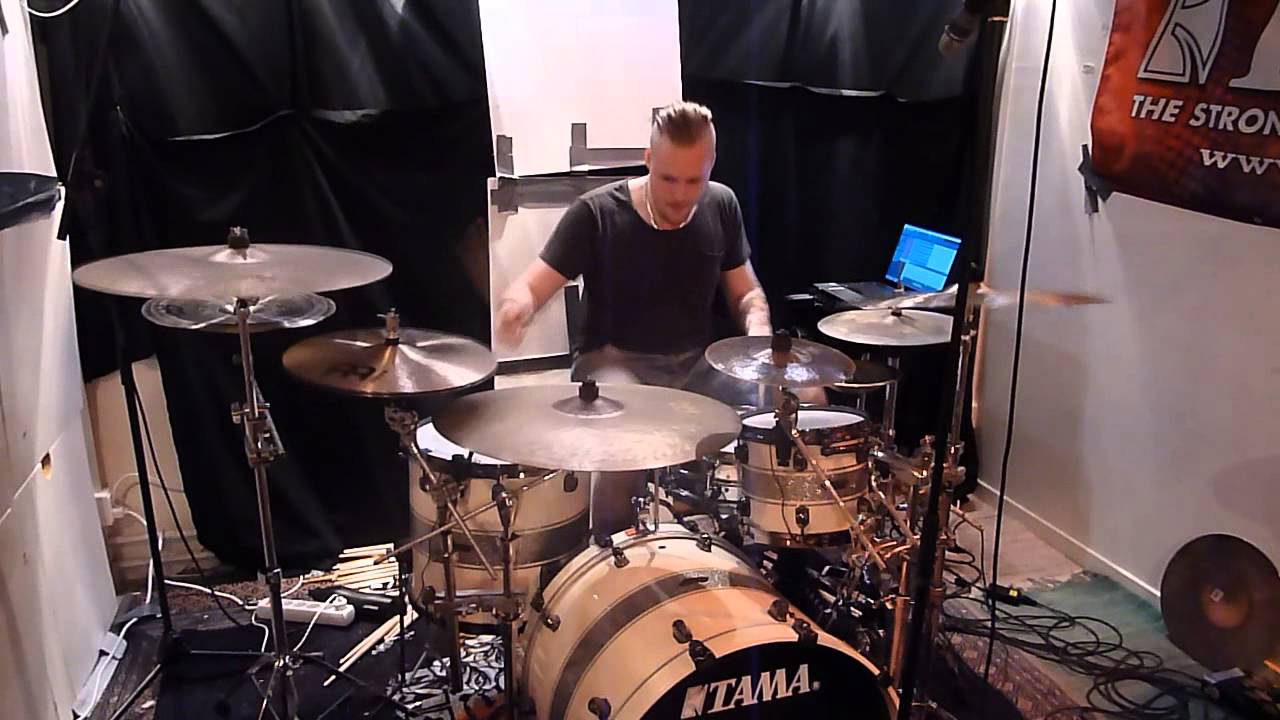 Anton Roos - Fight the Machine