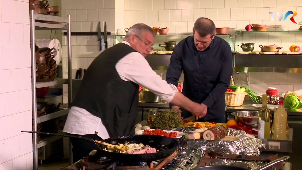 Reţeta lu’ Dinescu: Varză îndopată (@Politică şi delicateţuri)