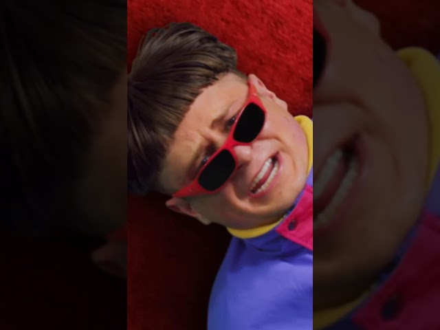 Agrega Life Goes On de Oliver Tree a tu playlist de favoritas. 🙃🔥#OliverTree #LifeGoesOn class=