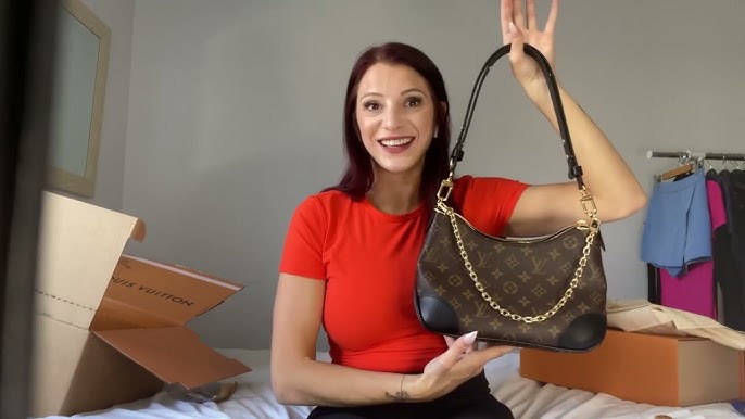 LOUIS VUITTON BAGATELLE REVIEW (IM SHOOK) + WHAT ACTUALLY FITS IN