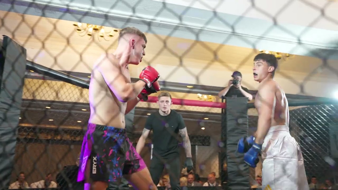 ULTRA MMA   GLASGOW   130725   FIGHT 8   MATTHEW MACMILLAN VS OWEN RICE