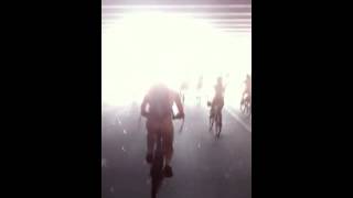 Naked bike race