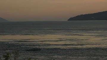 Ari Malibu - Di Beranda Ini Angin Tak Kedengaran Lagi