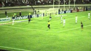Dribles, gols e jogadas de Ronaldinho Gaúcho narradas (Incrível