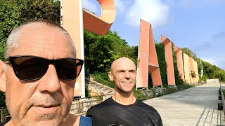 Anthony Colpo and Richard Nikoley in Steaming Pattaya, Thailand