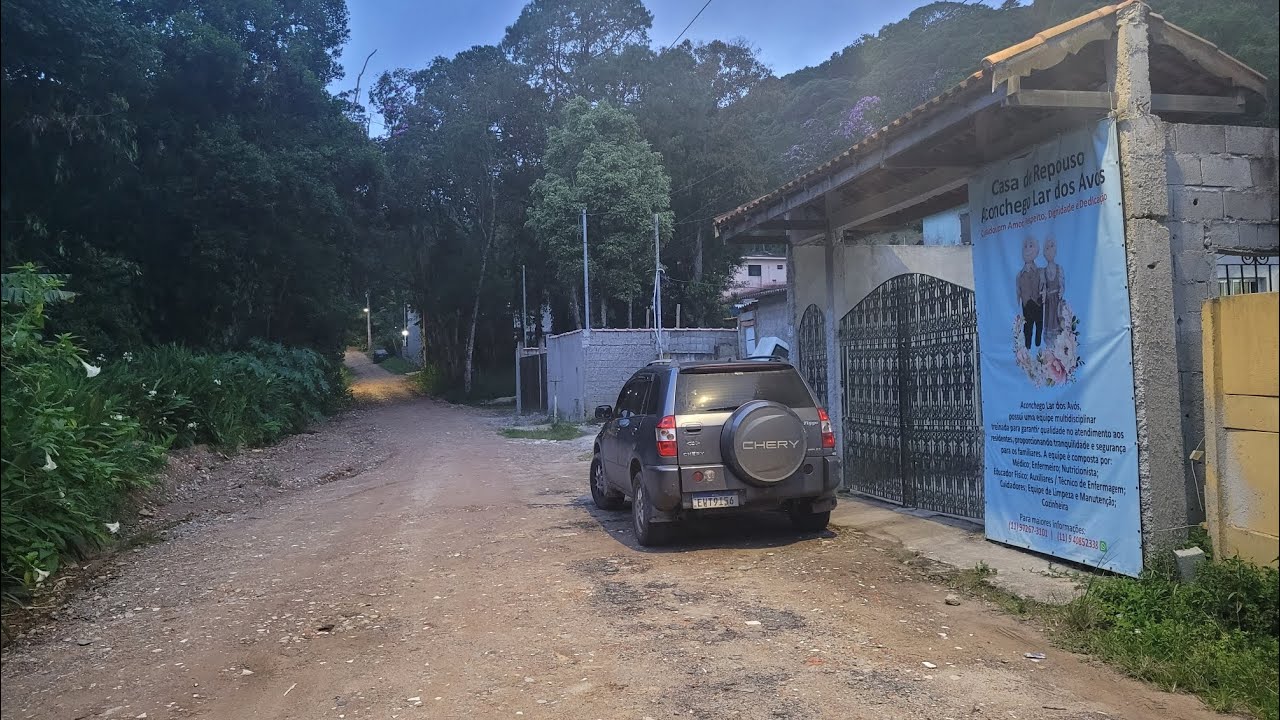 Rua da Escola Ivete Vargas - Rio Pequeno - Rio G. Da Serra S.P.