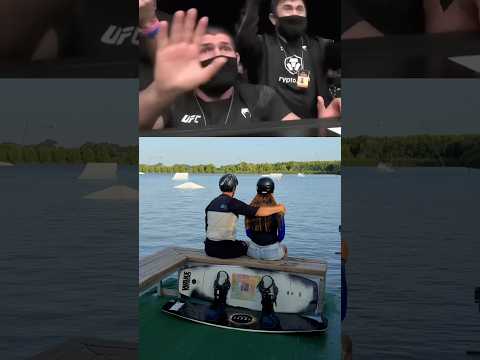 ПОДКАТИЛ К ДЕВУШКЕ НА ВЕЙКБОРДЕ