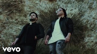 Miniatura del video "AtellaGali - California Vibin ft. Silk Matthews"