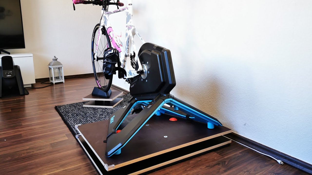 Sprintboard - Indoor Cycling mit dem Rollentrainer auf Zwift mehr  realistisch machen 